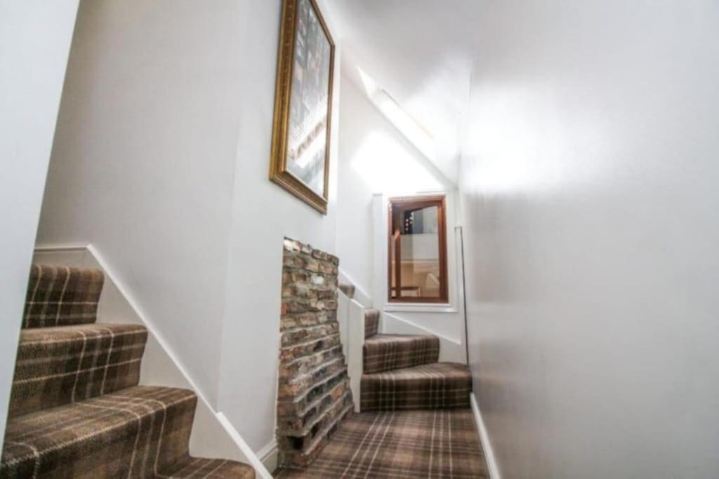 Quirky Cottage In The Historical Town Of Беверлі Екстер'єр фото